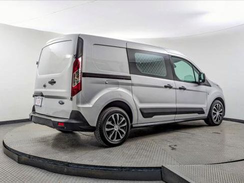 Used 2019 Ford Transit Connect XLT image 8
