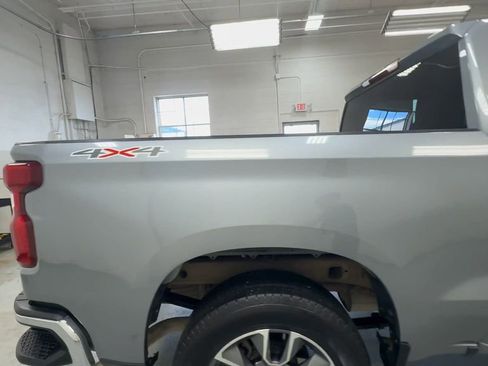 Certified 2024 Chevrolet Silverado 1500 LT image 9