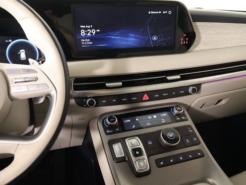 Used 2025 Hyundai Palisade Calligraphy FWD image 5