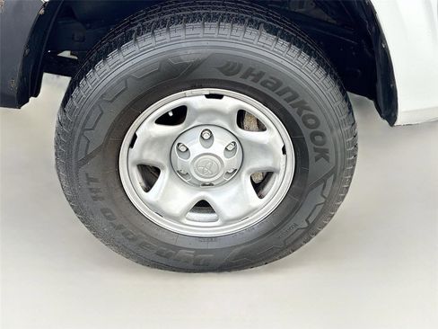 Used 2020 Toyota Tacoma SR image 28