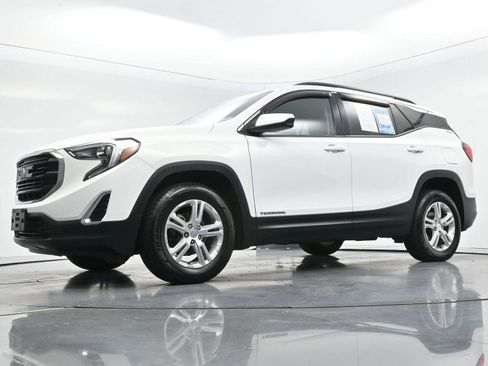 Used 2020 GMC Terrain SLE w/ Driver Convenience Package AWD/4WD image 46