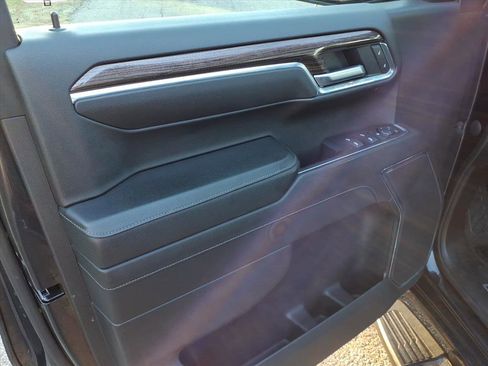 Certified 2024 Chevrolet Silverado 1500 LT image 15