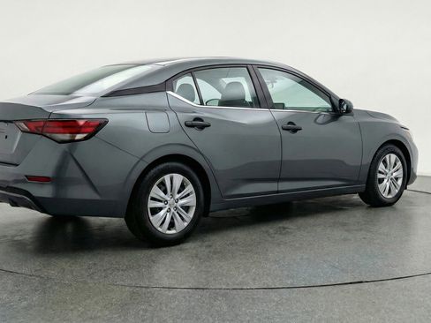 Used 2025 Nissan Sentra S image 9