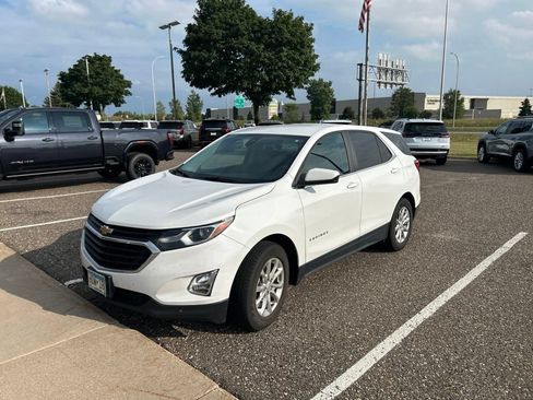 Used 2021 Chevrolet Equinox LT FWD image 3