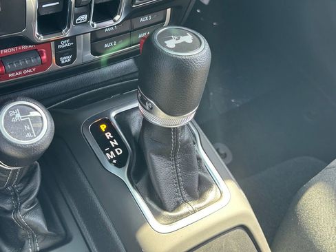 New 2024 Jeep Wrangler Unlimited Rubicon image 12