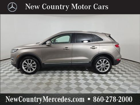 Used 2019 Lincoln MKC Select w/ Select Plus Package image 4