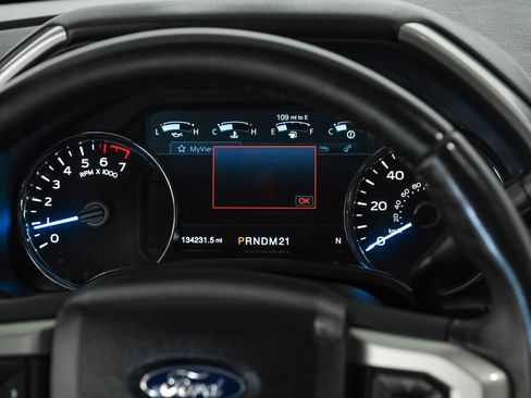 Used 2017 Ford F150 Lariat RWD image 16