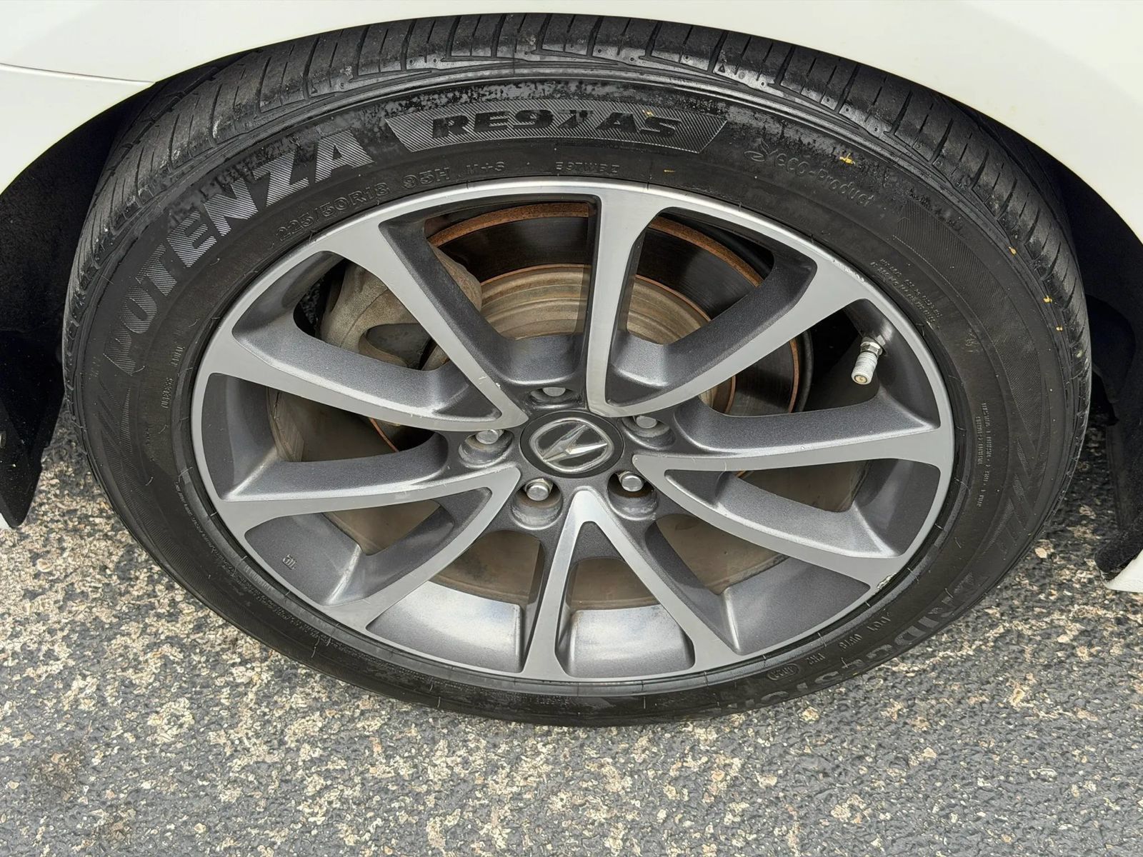 Used 2015 Acura TLX w/ Advance Package AWD/4WD image 28