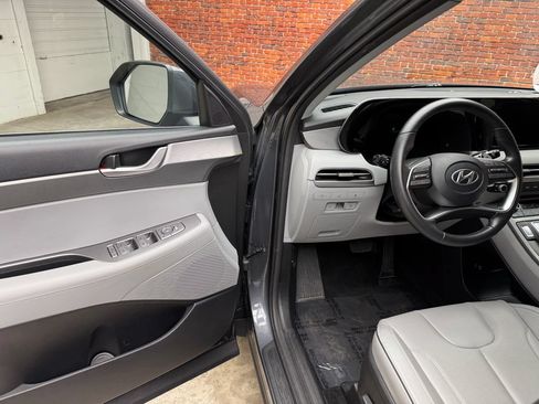 Used 2025 Hyundai Palisade SEL AWD/4WD image 9