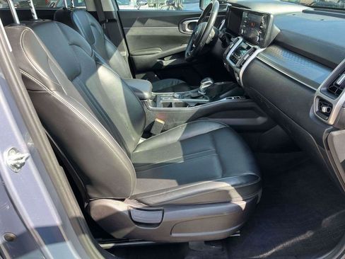 Used 2021 Kia Sorento S FWD image 12