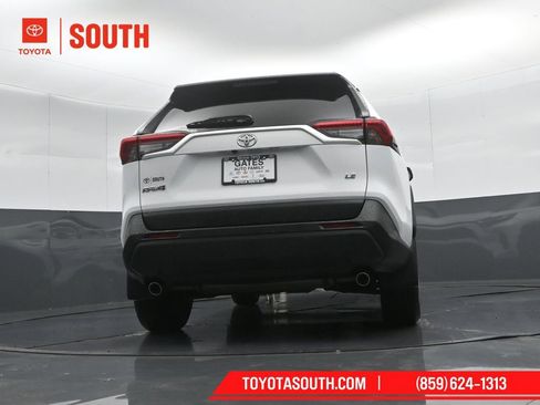 Used 2023 Toyota RAV4 LE FWD image 34