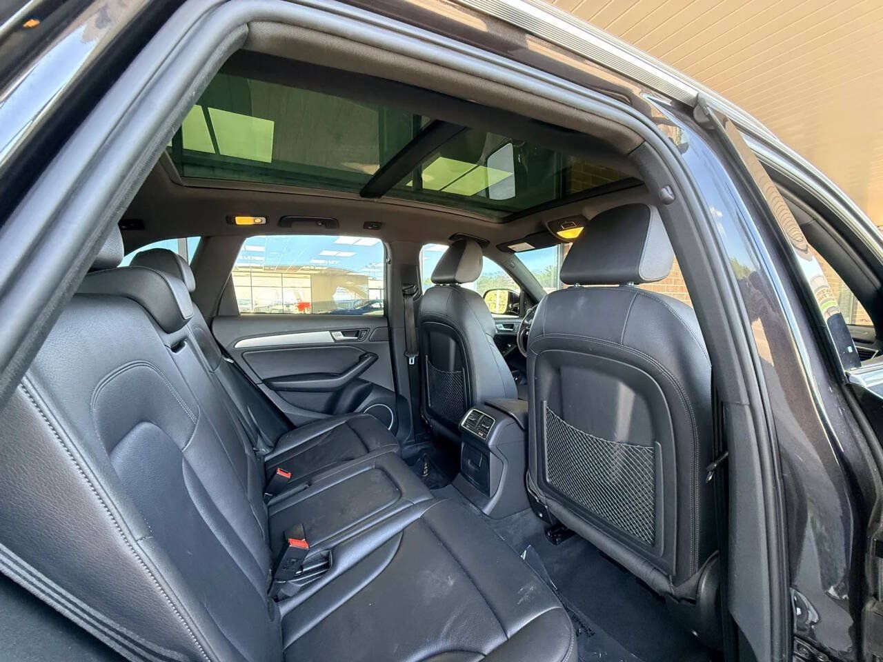 Used 2017 Audi Q5 2.0T Premium Plus w/ Technology Package AWD/4WD image 21