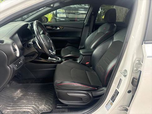 Used 2020 Kia Forte GT FWD image 13