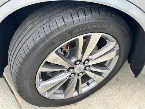 Used 2023 Cadillac XT6 Premium Luxury w/ Platinum Package image 28