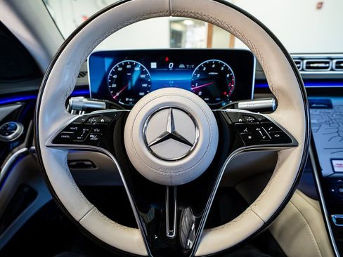 Used 2024 Mercedes-Benz S 580 4MATIC Sedan image 43