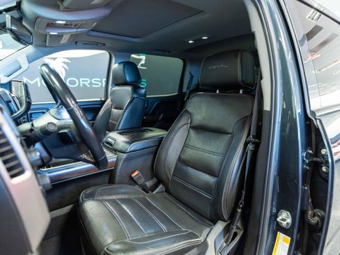 Used 2018 GMC Sierra 1500 Denali AWD/4WD image 10
