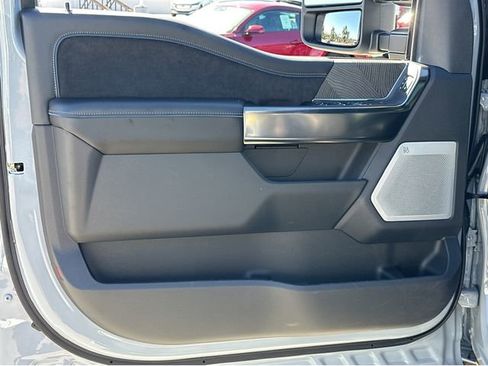 New 2025 Ford F350 Platinum w/ FX4 Off-Road Package image 36