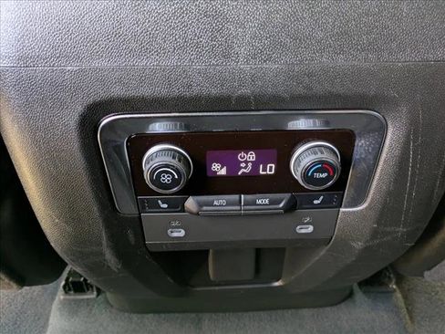 Used 2023 Chevrolet Tahoe Premier w/ Premium Package 2 image 17