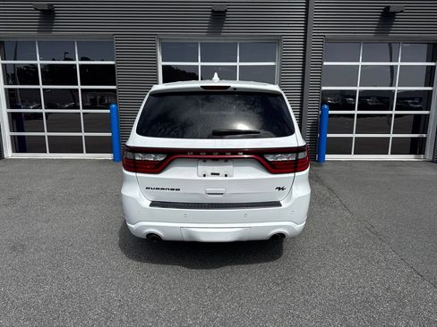 Used 2020 Dodge Durango R/T w/ Blacktop Package RWD image 3