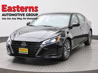 Used 2023 Nissan Altima 2.5 SV w/ SV Premium Package