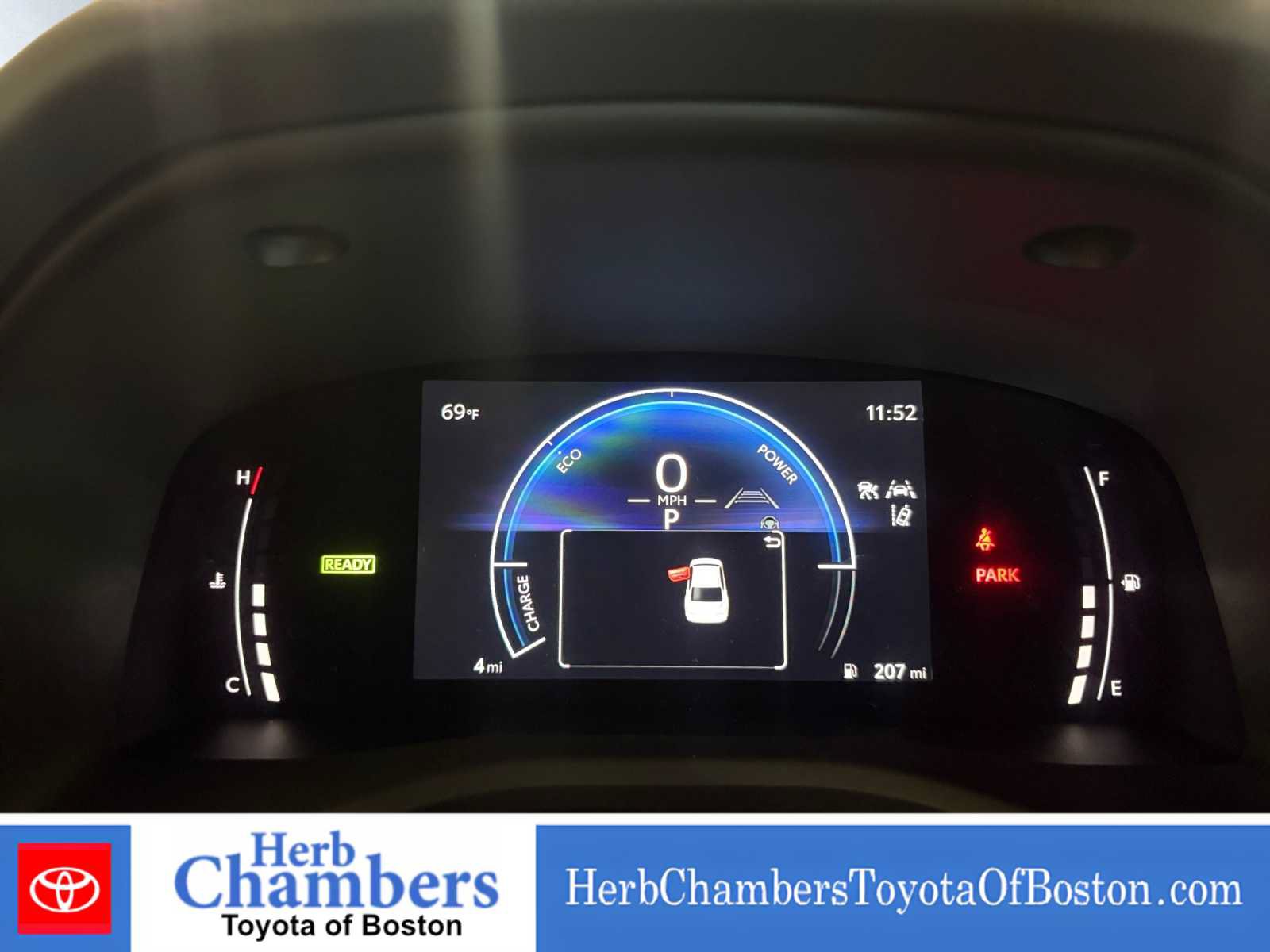 Certified 2026 Toyota Camry SE FWD image 5