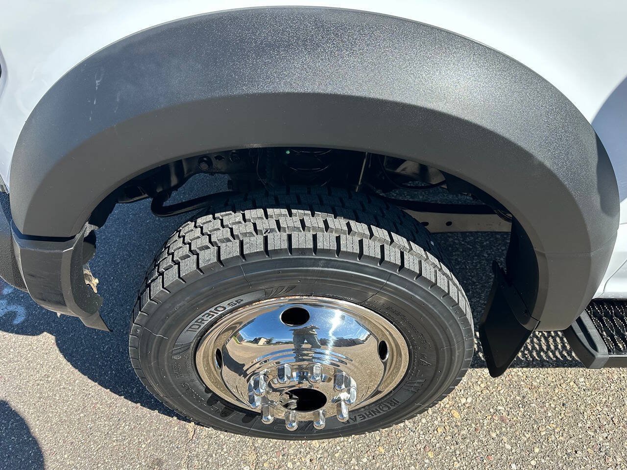 Used 2018 Ford F550 4x4 Regular Cab Super Duty image 15