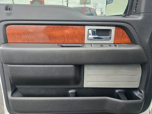 Used 2011 Ford F150 XLT w/ XLT Convenience Pkg image 21