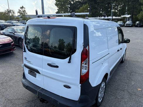 Used 2016 Ford Transit Connect XL FWD image 5