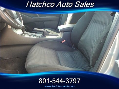 Used 2013 MAZDA MAZDA3 i Sport image 17