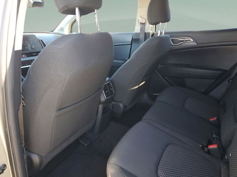 Certified 2024 Kia Sportage LX image 5