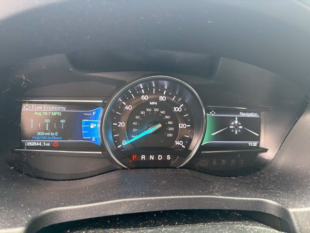 Used 2019 Ford Explorer XLT w/ Equipment Group 202A AWD/4WD image 22