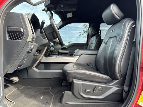 Used 2022 Ford F450 Platinum AWD/4WD image 13