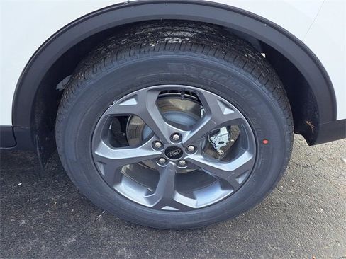 New 2026 Ford Escape ST-Line w/ Cold Weather Package image 28