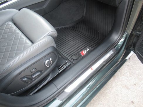 Used 2018 Audi S4 Prestige AWD/4WD image 9