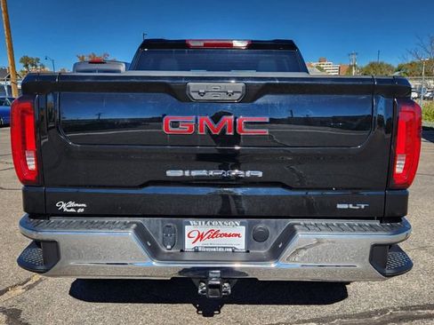 Used 2024 GMC Sierra 1500 SLT AWD/4WD image 13