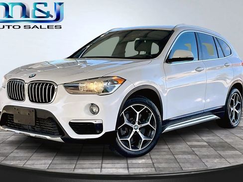 Used 2018 BMW X1 xDrive28i AWD/4WD image 1