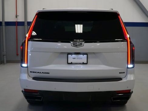 Certified 2024 Cadillac Escalade Sport w/ LPO, ONYX Package image 6