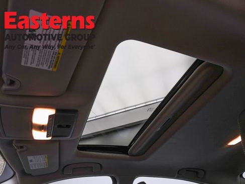 Used 2021 Nissan Altima 2.5 SV w/ SV Premium Package FWD image 36