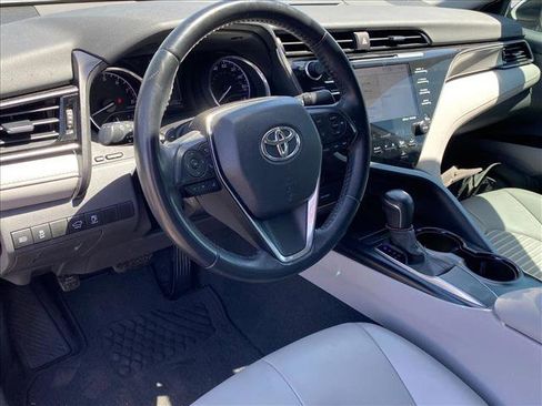 Used 2020 Toyota Camry SE w/ Audio Package FWD image 13