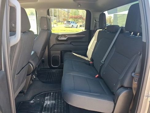 Used 2026 Chevrolet Silverado 1500 LT AWD/4WD image 17