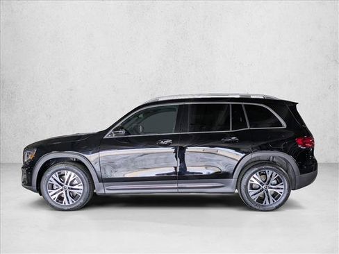 Certified 2025 Mercedes-Benz GLB 250 image 12