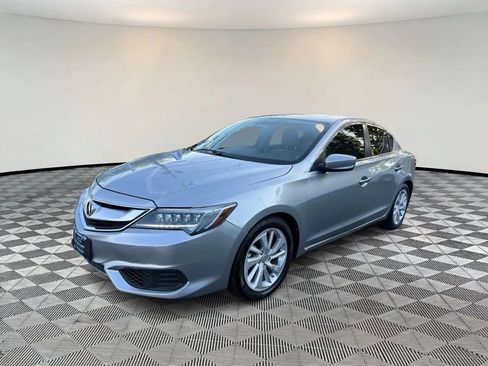 Used 2017 Acura ILX FWD image 3