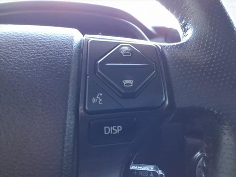 Used 2015 Toyota 4Runner 4WD image 30