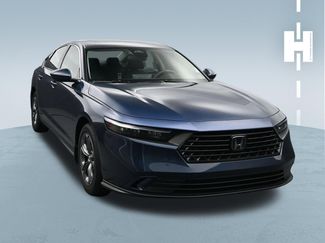 Used 2023 Honda Accord EX video 1