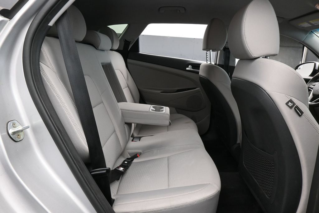 Used 2020 Hyundai Tucson SE FWD image 36