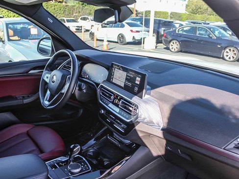 Used 2024 BMW X3 sDrive30i w/ Convenience Package image 16