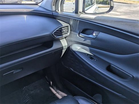 Used 2023 Hyundai Santa Fe Limited image 17