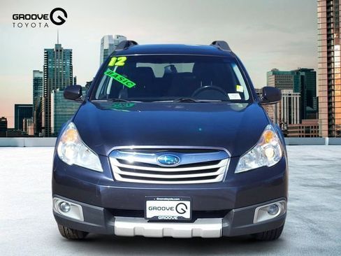 Used 2012 Subaru Outback 3.6R Limited w/ Moonroof Pkg image 8