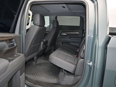 Used 2026 Chevrolet Silverado 1500 LT Trail Boss w/ Safety Package AWD/4WD image 13
