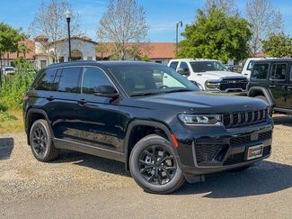 New 2026 Jeep Grand Cherokee 4WD video 2